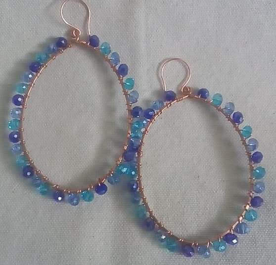 Multi crystal earring